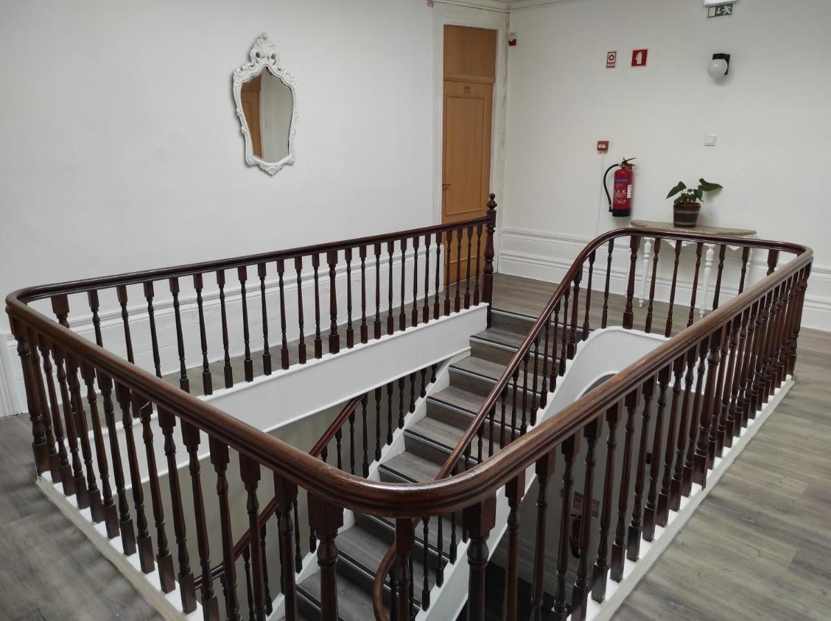 Lira Guest House B&B Porto Bagian luar foto