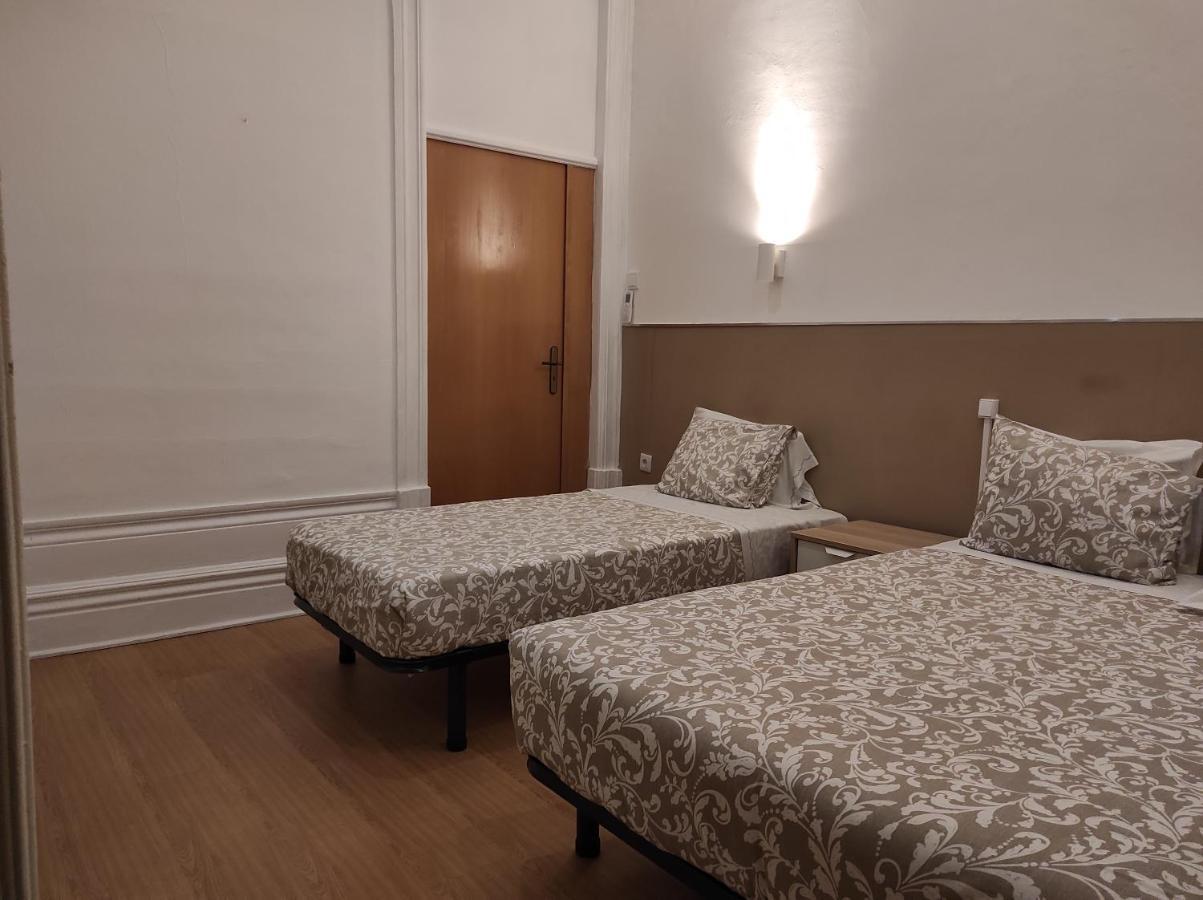 Lira Guest House B&B Porto Bagian luar foto