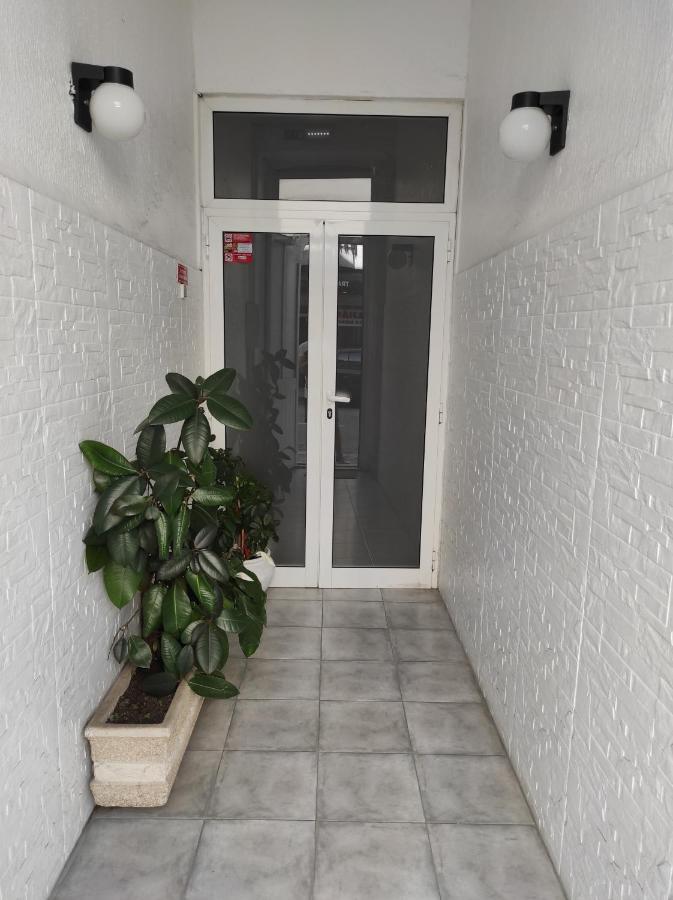 Lira Guest House B&B Porto Bagian luar foto