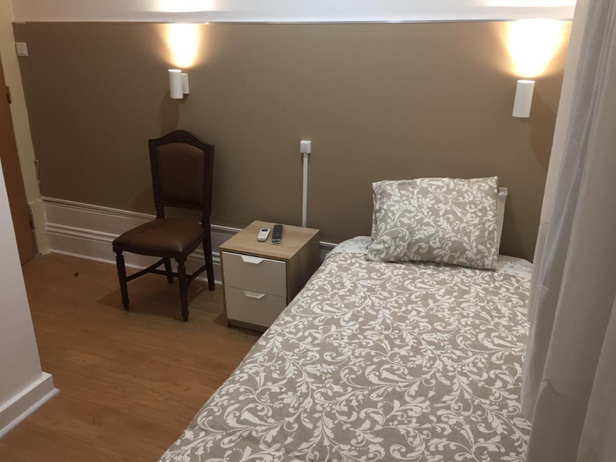 Lira Guest House B&B Porto Bagian luar foto