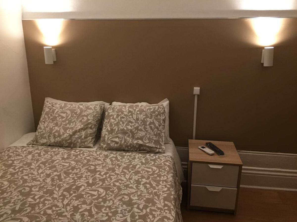 Lira Guest House B&B Porto Bagian luar foto