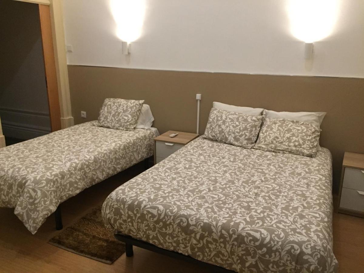 Lira Guest House B&B Porto Bagian luar foto